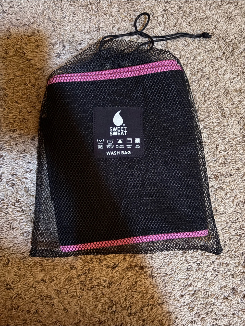 Sweet Sweat Black Waist trainer with Mesh Wash Bag Size XL